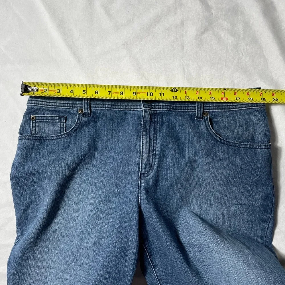 Chicos Blue Denim Ankle Jeans Womens size (2.5) US size 14